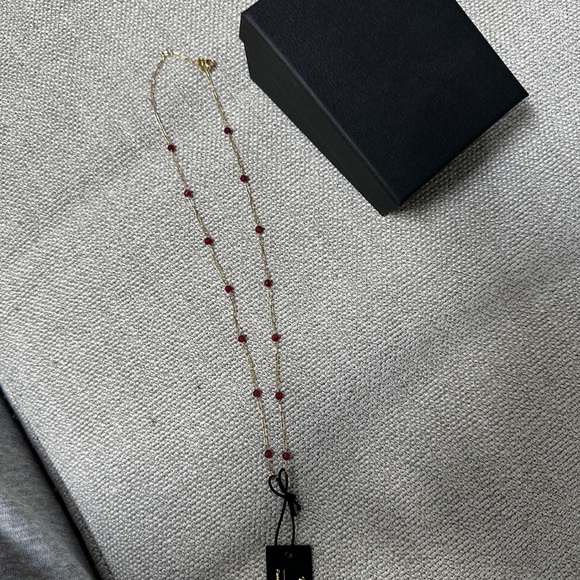 Jewelry - Elegant Gold and Red Beaded Necklace